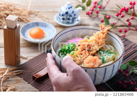 天ぷらうどん 121865406