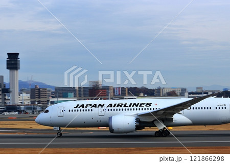 大阪国際空港 JAL 飛行機 離陸 スカイパーク 大阪国際空港 JAL 飛行機 離陸 スカイパーク 121866298