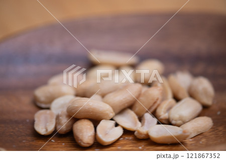 バタピーのイメージ (写真素材) バタピーのイメージ (写真素材) 121867352