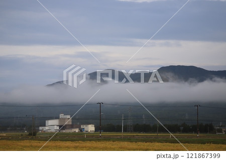 道の駅猪苗代 朝の山の様子 道の駅猪苗代 朝の山の様子 121867399