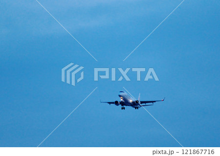 大阪の空を目指して 121867716
