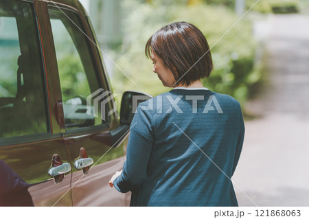 portrait photo 121868063