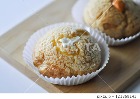 choux cream or cream puff, eclair or custard choux cream choux cream or cream puff, eclair or custard choux cream 121869143