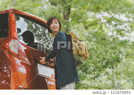 女子一人旅 121870893