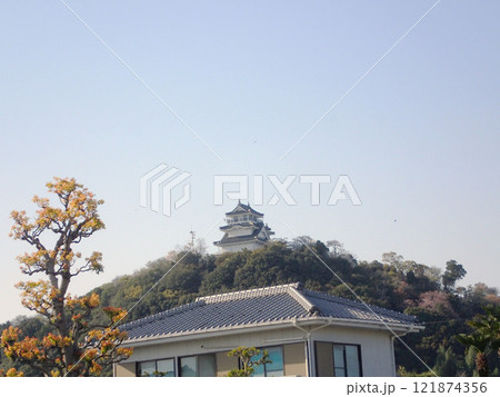 旧鳥居龍蔵記念博物館で鳴門市撫養町の妙見山の山頂、撫養城の本丸跡にある複合施設であるトリーデなると 121874356