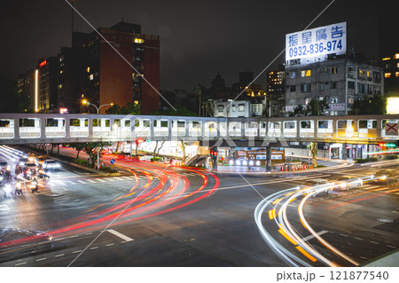 陸橋 橋 ブリッジ 121877540