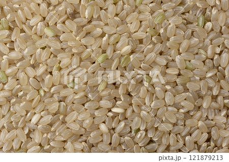 玄米の俯瞰クローズアップ 121879213