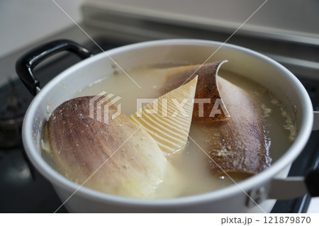 竹の子のアク抜き 121879870