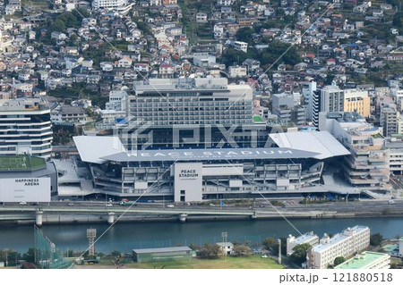 稲佐山山頂展望台から見た長崎ピーススタジアム 121880518