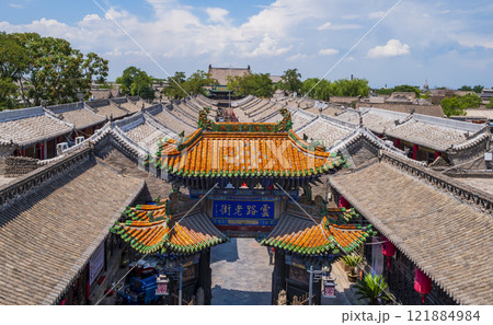 Pingyao ancient city and city wall gate leading to the entrance of Confucius temple, Shanxi, China Pingyao ancient city and city wall gate leading to the entrance of Confucius temple, Shanxi, China 121884984