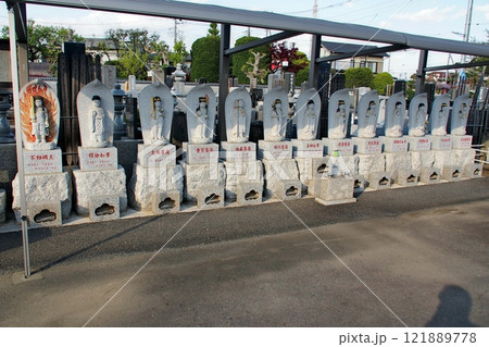 来迎院の十三仏像【埼玉県杉戸町】 121889778