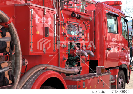 出初式の消防車 121890000