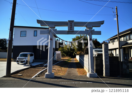 群馬県明和町川俣の栗嶋神社　気持ち良い参拝 121895118