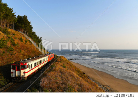 キハ40系　八戸線・普通列車 121897193