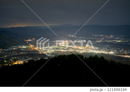 亀岡の夜景 121898184