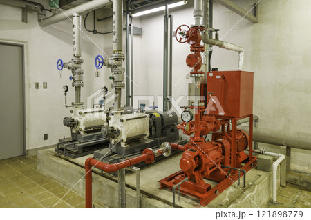 揚水装置　撮影協力：学校法人電波学園　東京電子専門学校 121898779