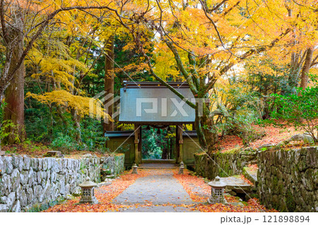 秋の両子寺　大分県国東市 121898894