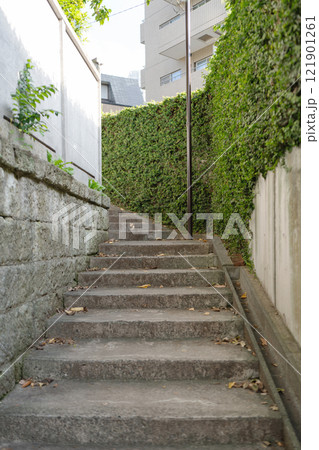 路地裏の石段 路地裏の石段 121901261