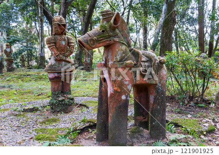 はにわ園の埴輪　馬と武人 121901925