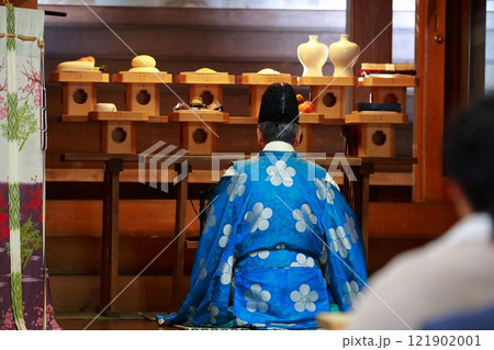 神主 ご祈祷 神主 ご祈祷 121902001