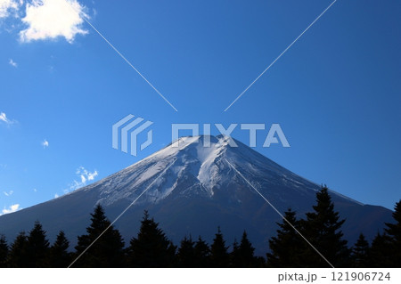 元旦の富士山 121906724