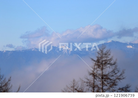 元旦の富士山 121906739