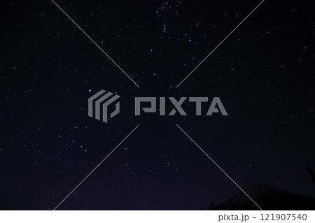 富士山から見る星空 121907540