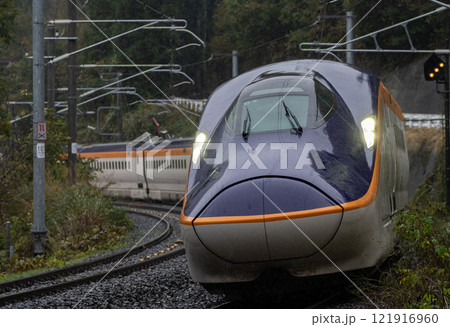 山形新幹線　E8系 121916960