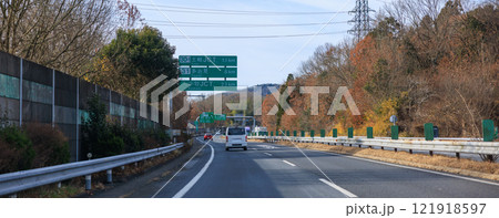 中央自動車道：岐阜県 121918597