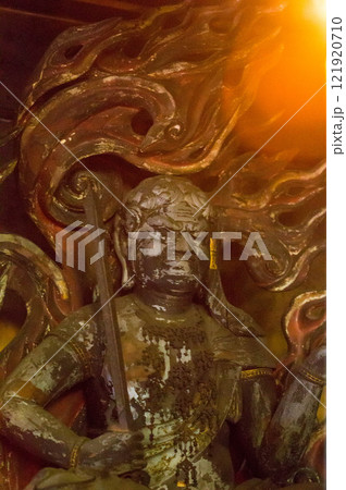 燈明に照らされたお不動さん 財賀寺 燈明に照らされたお不動さん 財賀寺 121920710