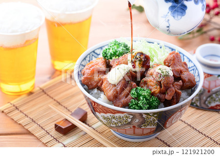 お手軽でジューシー 唐揚げ丼 121921200