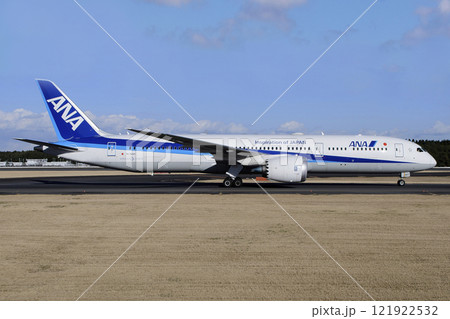 ANA787-9成田十余三タキシング ANA787-9成田十余三タキシング 121922532