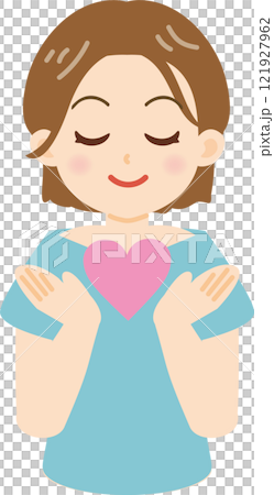 ハートを持つ女性 121927962