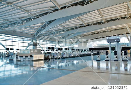 羽田空港 第2ターミナル 国際線・出発ロビー 羽田空港 第2ターミナル 国際線・出発ロビー 121932372