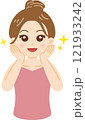 肌の綺麗な女性 121933242