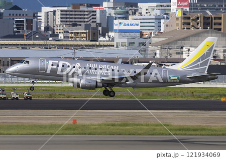 FDA170福岡空港アブローチ 121934069