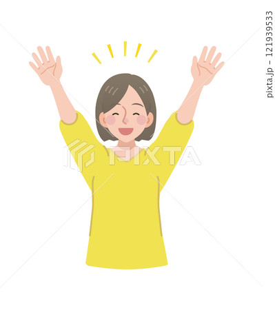 笑顔で万歳をする女性 笑顔で万歳をする女性 121939533