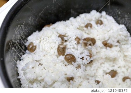 ムカゴの炊き込みご飯 121940575