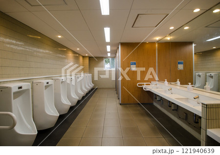公衆トイレ 121940639
