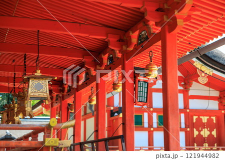 【京都府】伏見稲荷大社【本殿】 121944982