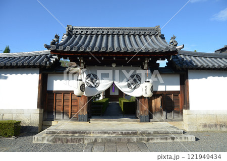 妙心寺 慈雲院の山門 京都市右京区花園 妙心寺 慈雲院の山門 京都市右京区花園 121949434