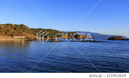 朝の爪木崎の冬 121951629