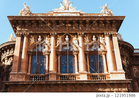 シチリア島の風景 121951986