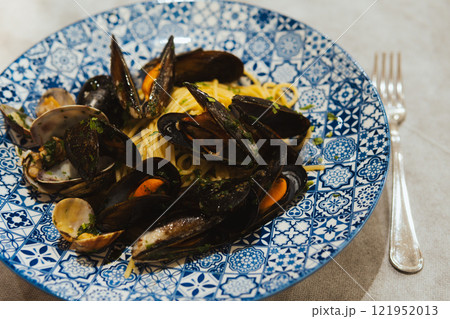 シチリア島のでのディナー 121952013