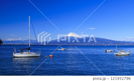 駿河湾から望む富士 駿河湾から望む富士 121952796