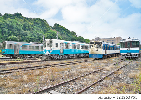 【宇和島駅 (車庫)】 愛媛県宇和島市錦町 121953765
