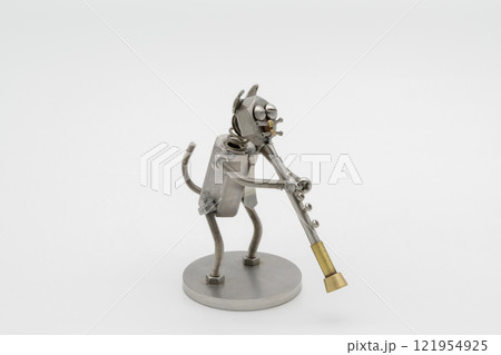 クラリネットを吹く猫のフィギア・メタルフィギア 121954925