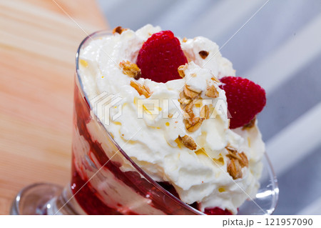 Scottish dessert Cranahan 121957090