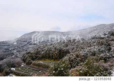 南国九州長崎の雪景色 南国九州長崎の雪景色 121958048