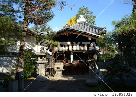 積善院凖提堂　行者堂　京都市左京区 121958328